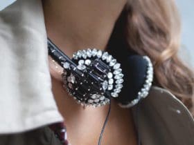 Casque audio avec des strass