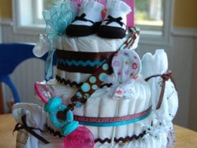 Comment créer un gâteau de couches adorable en quelques étapes simples