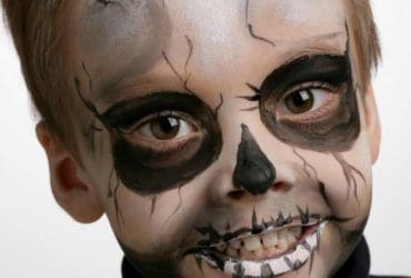Maquillage squelette pour Halloween