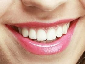 Rafraîchir l'Haleine sans Brosse à Dents ni Chewing-Gum : Astuces Pratiques