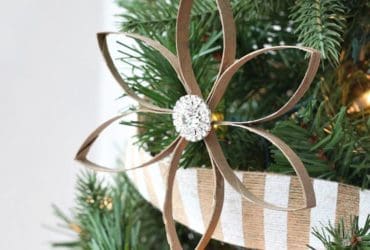 Fleur étoile en rouleaux de papier toilette