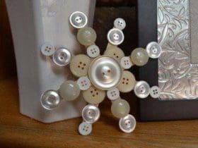 Flocons de neige avec des boutons