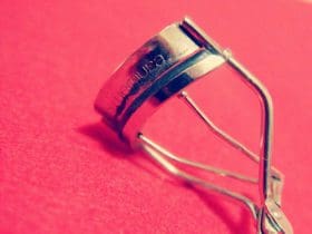 Nettoyer votre recourbe-cils en quelques secondes