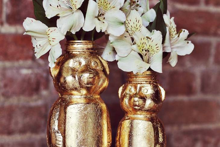 Vases avec des pots en forme d'ours