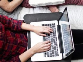 Table de genoux pour ordinateur portable