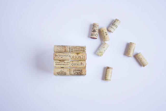 bouchons de liège coupés et arrangés joliment