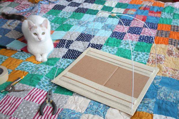 support de tente pour chat DIY