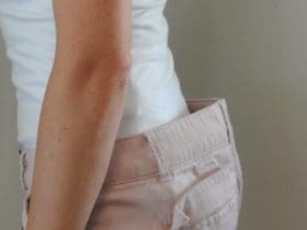 Comment retoucher un jean qui baille dans le dos