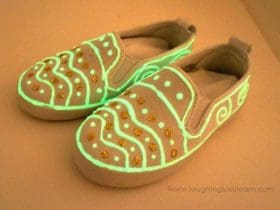 Chaussures phosphorescentes DIY