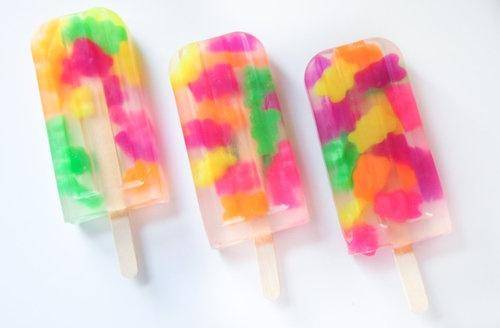 Glace au Sprite et aux bonbons gélifiés