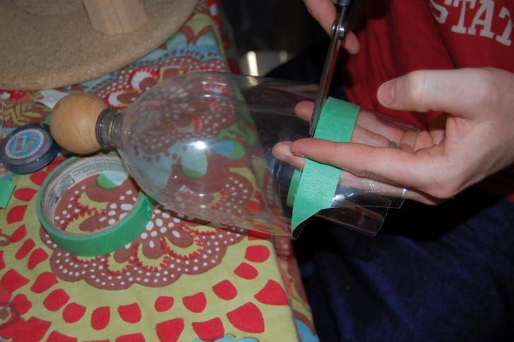 découper bouteille en plastique