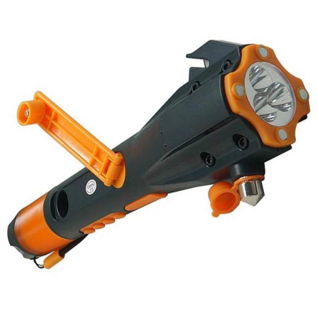 lampe torche qui fait aussi radio