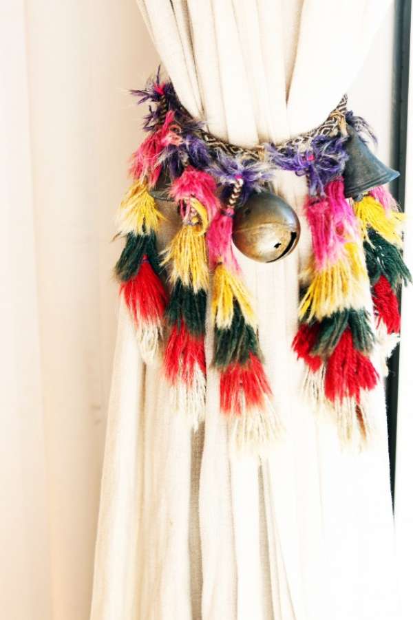 Embrasses de rideaux avec des pompons