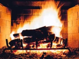 Choisir et nettoyer une vitre de cheminée