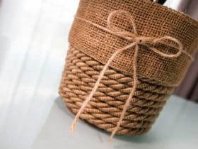 Sublimez votre pot de fleur avec de la corde de jute