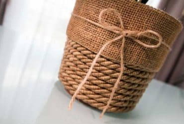 Sublimez votre pot de fleur avec de la corde de jute