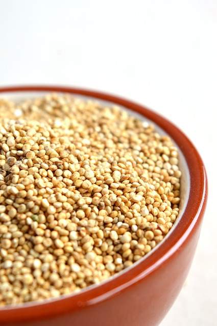 bol de quinoa cru