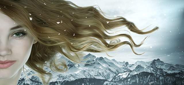 froid hiver belle femme cheveux au vent
