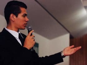 Les conférences en France