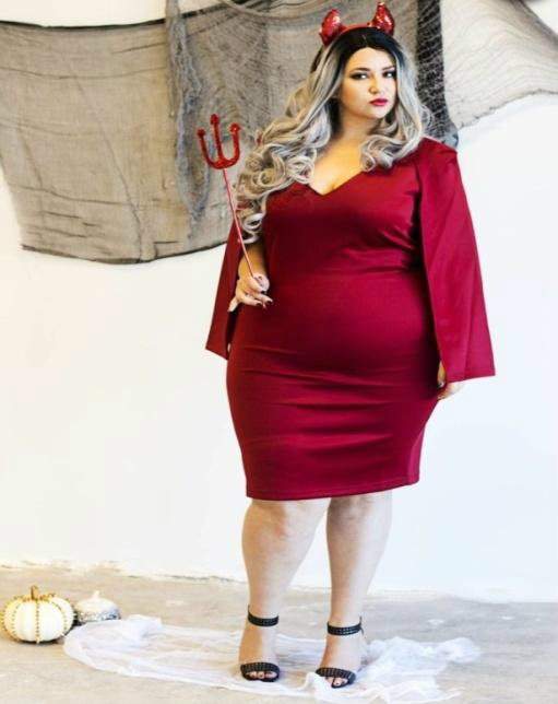 Costume rouge et noir