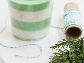 Bougies bio parfumées au pin pour Noël