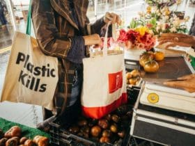 Des gestes simples pour consommer moins de plastique