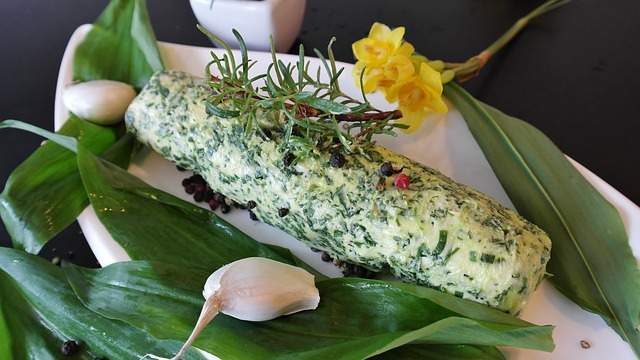 Recette de beurre persillé à l'ail