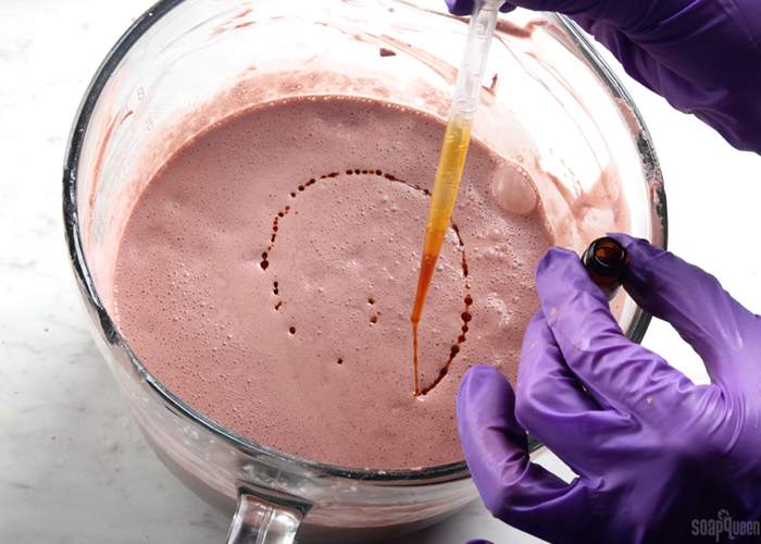 conservateur-huile essentielle de rose-extrait de camomille