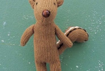 Un écureuil en peluche DIY