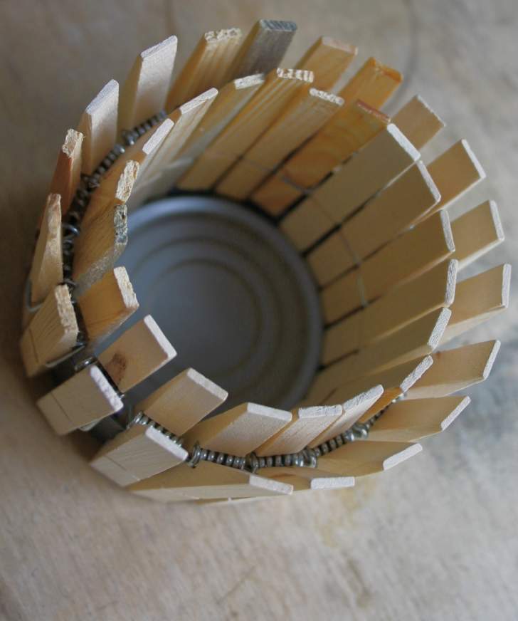 pinces autour de la boîte