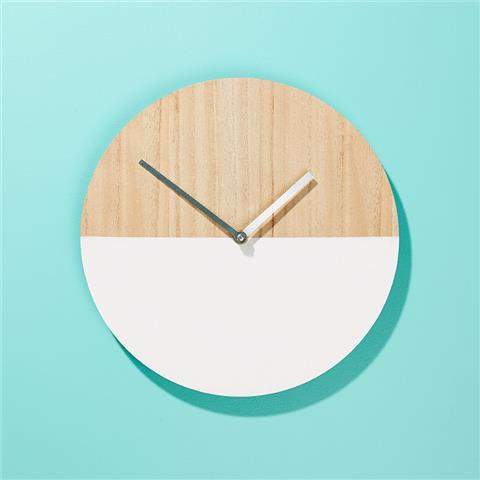 DIY horloge murale tendance en bois