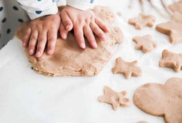 Pâte à modeler DIY au pain d'épices