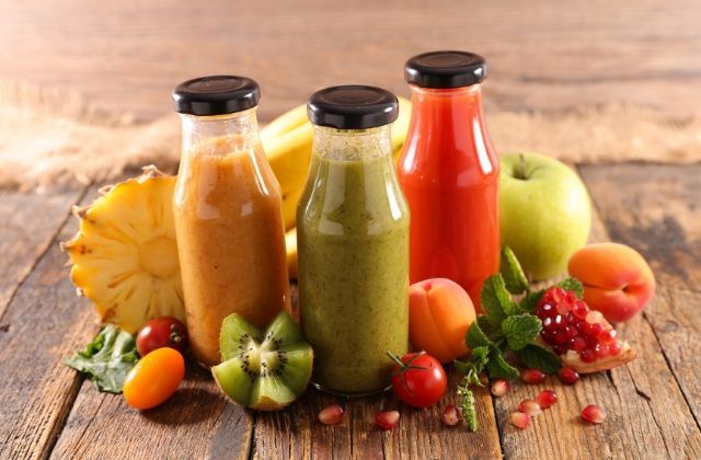 Jus dans des récipients