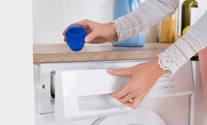 détergents à lessive liquide