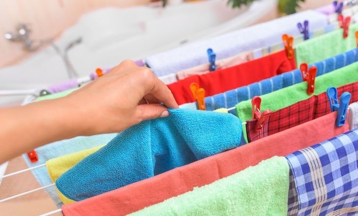 Petit appartement : 11 façons futées d'étendre son linge