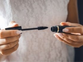 8 façons de recycler votre brosse à mascara