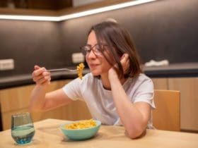 Les 8 aliments à ne pas manger le soir