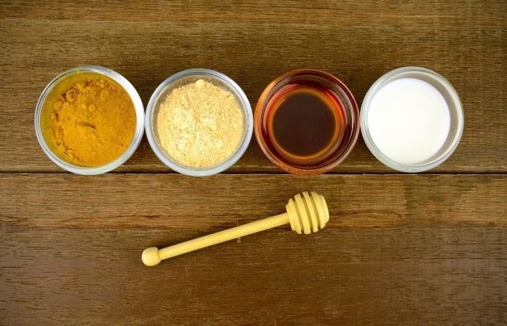 masque à base de curcuma