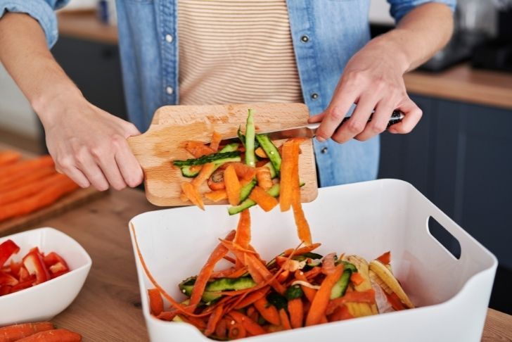 Comment utiliser les parties “inutiles” des légumes ?