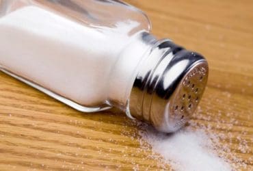 9 alternatives naturelles pour remplacer le sel