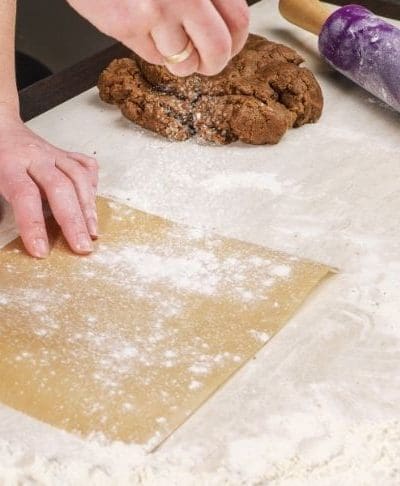 Papier sulfurisé : 9 façons astucieuses de l'utiliser au quotidien