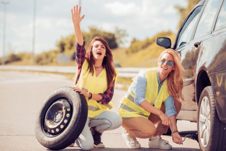 Les éléments indispensables à avoir dans sa voiture