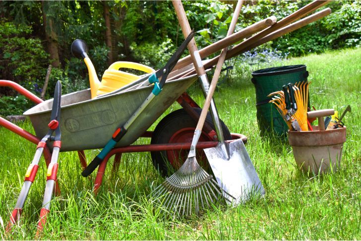 Les méthodes pour nettoyer les équipements de jardinage