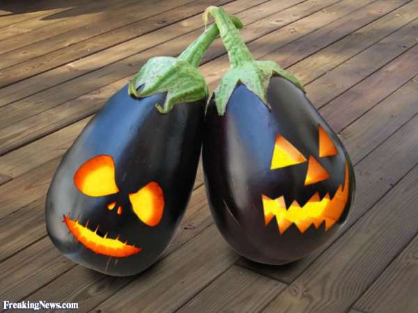 Lanterne d'Halloween avec des aubergines