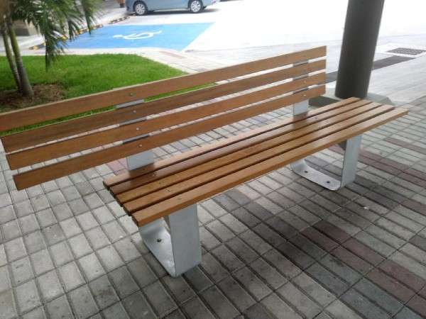 Un banc au design assez décalé