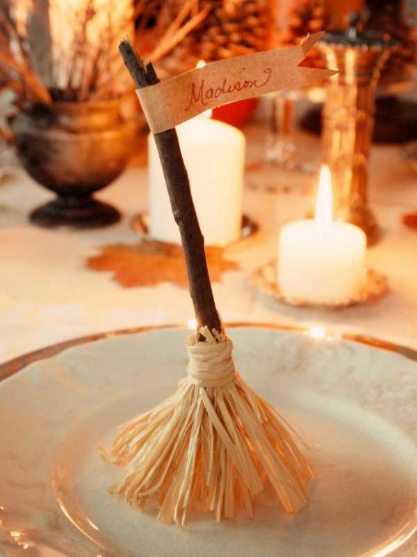 Impressionnez vos invités avec des balais de sorcières