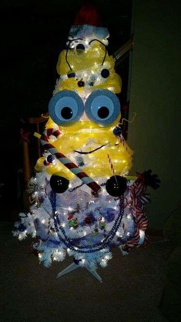 Le sapin de Noel minion