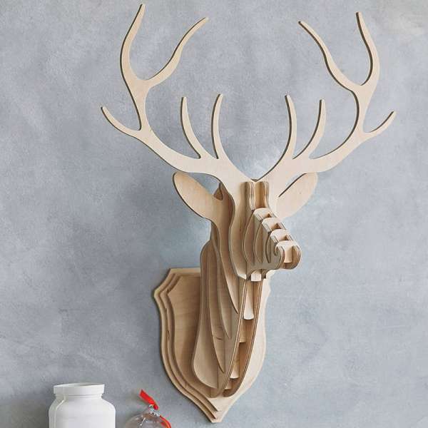 Une décoration murale façon faux bois de cerf