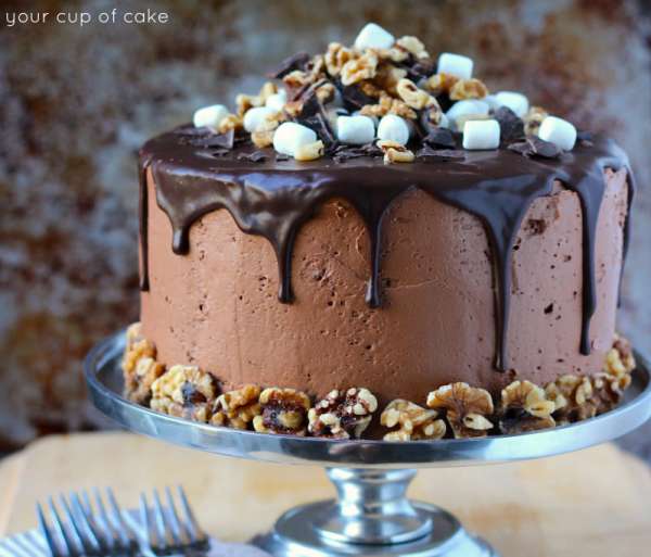 Gâteau chocolat, guimauves et fruits secs