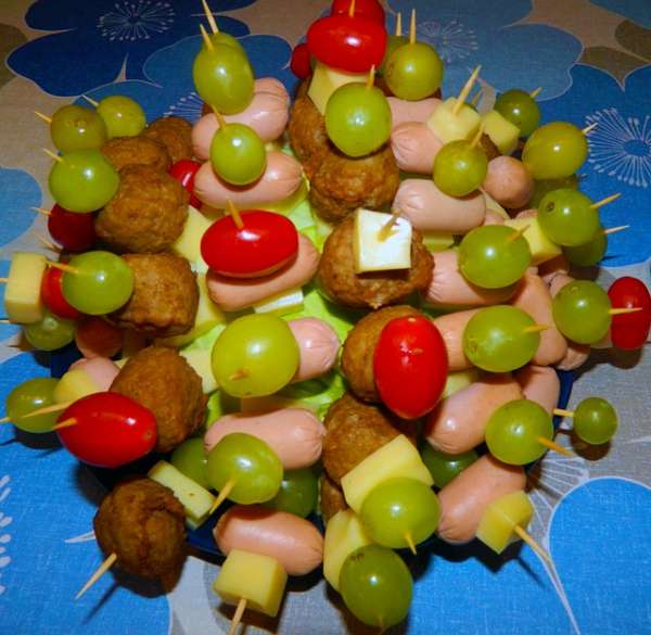 Mini-brochettes salées